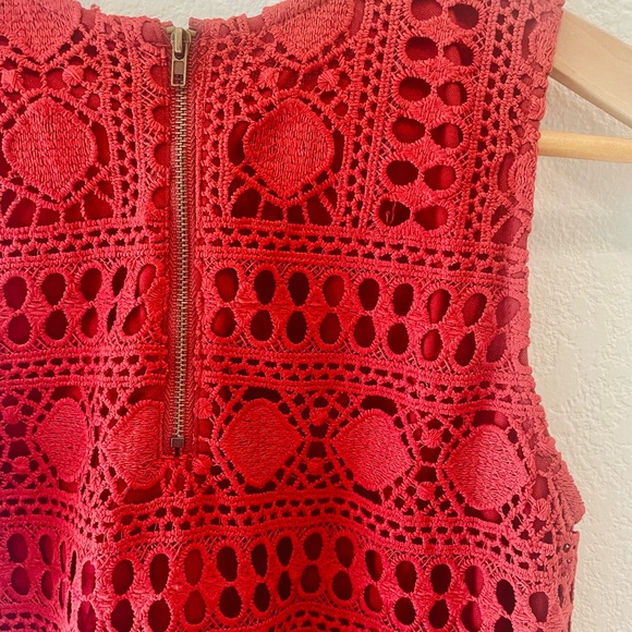 Anthropologie Sundays in Brooklyn Red Crochet Sleeveless Tank Size S - Picture 4 of 4